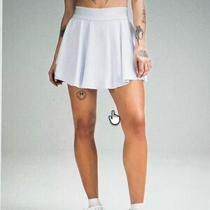 Lululemon Court Revival High Rise Skirt, Women’s Size 6, Built in Biker Shorts